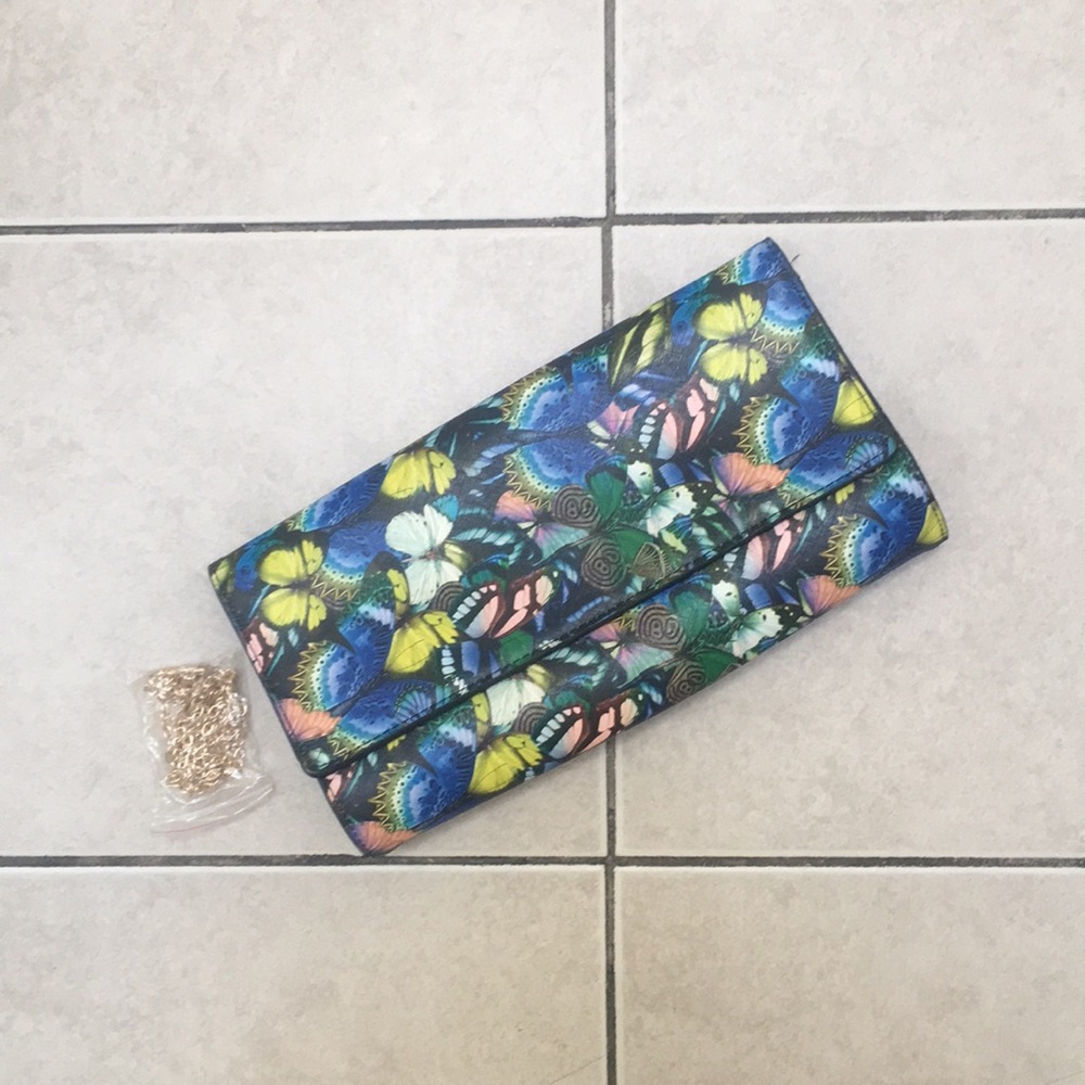 🦋STUNNING Butterfly Clutch🦋